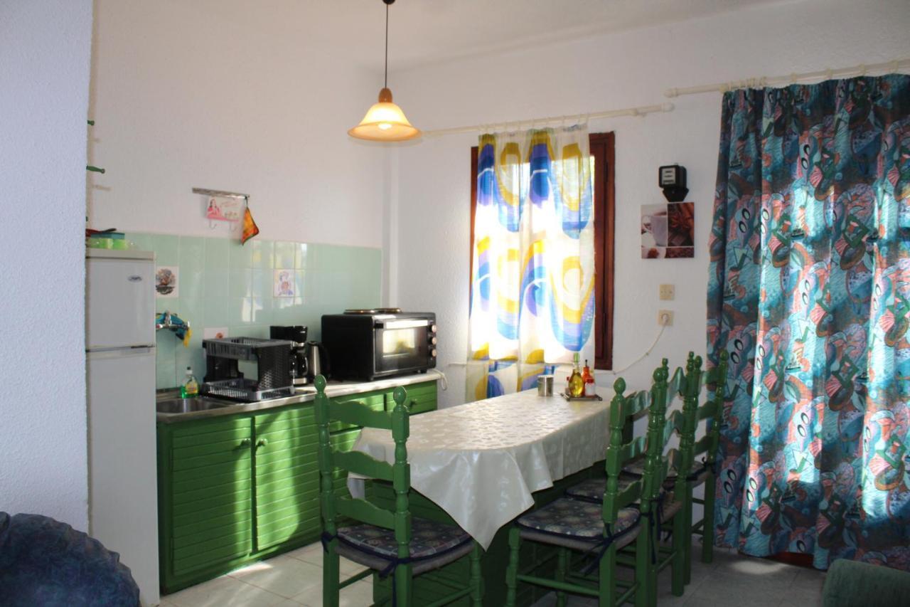 Nikos Seaside Apartments Litheres Екстериор снимка